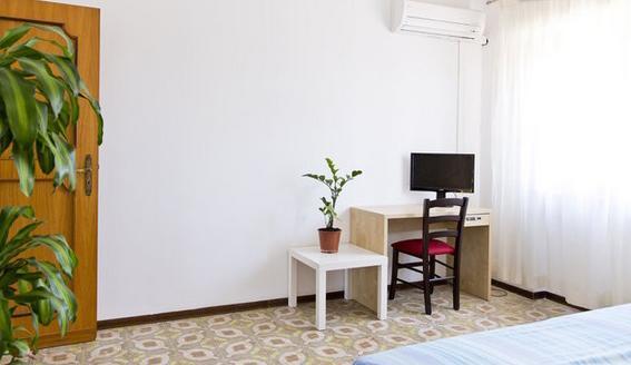 Residenza Paola Hotel ปาแลร์โม ภายนอก รูปภาพ