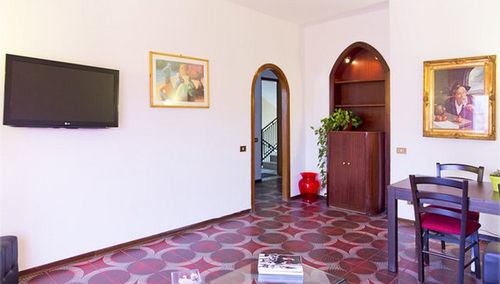 Residenza Paola Hotel ปาแลร์โม ภายนอก รูปภาพ